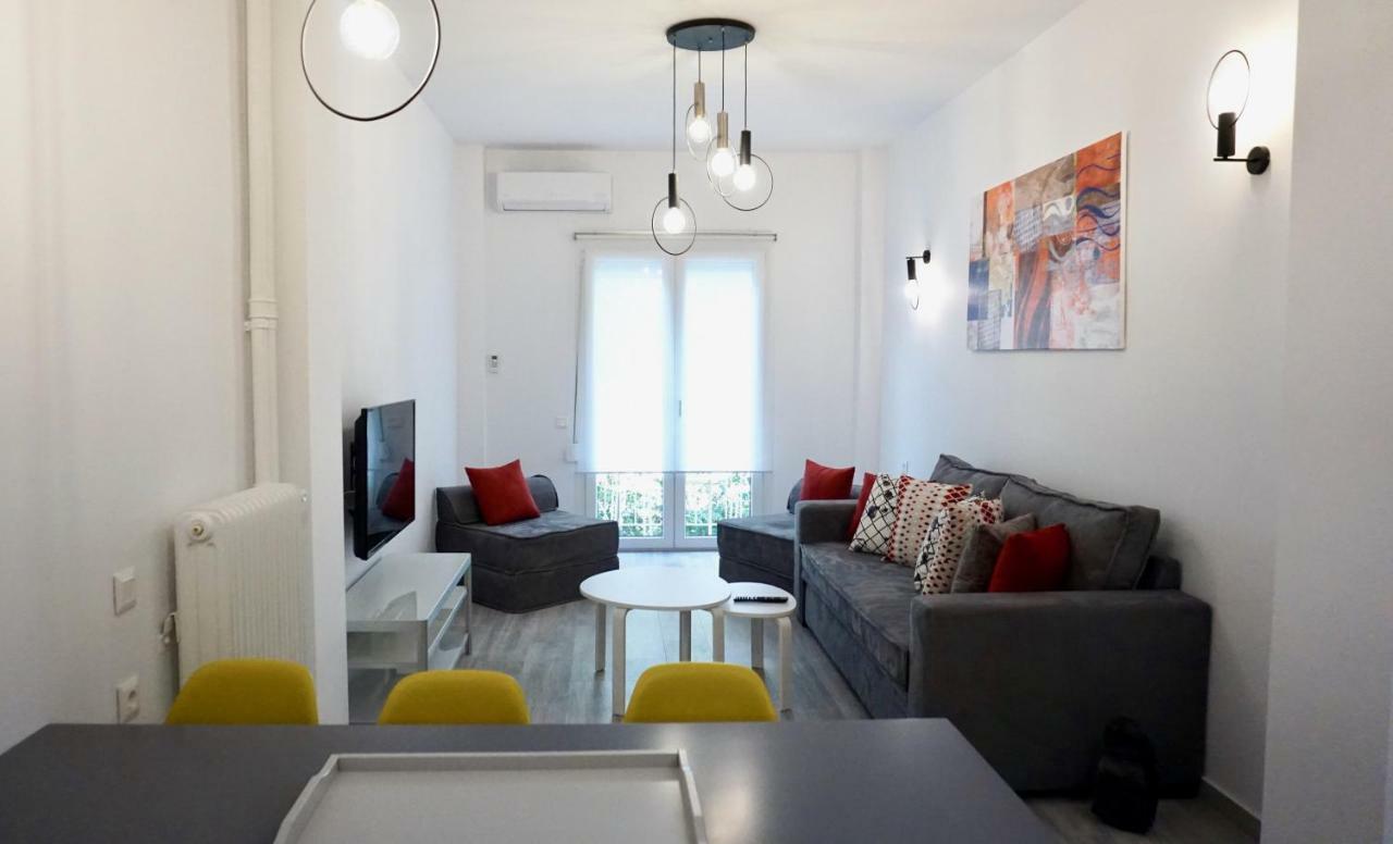 Urban Design Apt In Ateny Zewnętrze zdjęcie