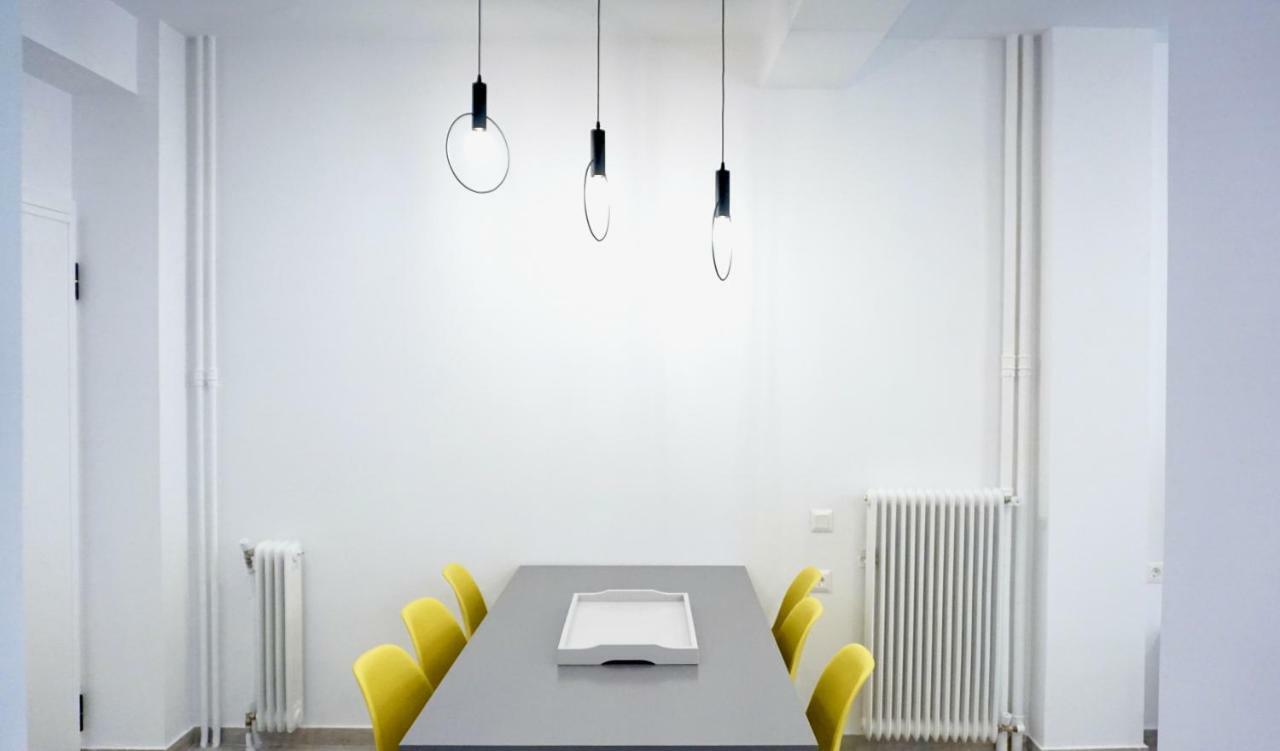 Urban Design Apt In Ateny Zewnętrze zdjęcie