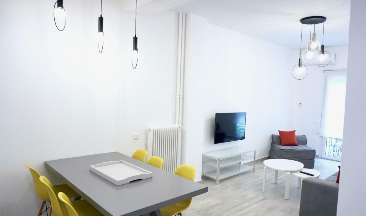 Urban Design Apt In Ateny Zewnętrze zdjęcie