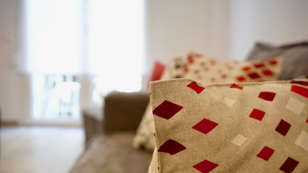 Urban Design Apt In Ateny Zewnętrze zdjęcie